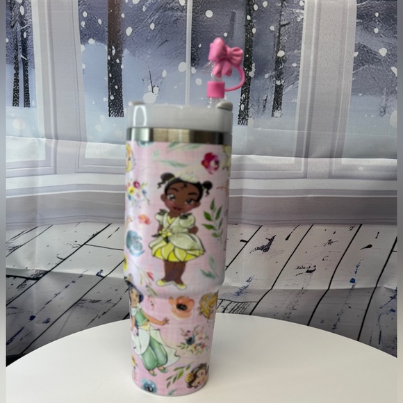 30oz princess tumbler NWOT - Picture 3 of 11